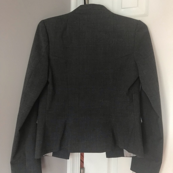 H & M Blazer - Picture 4 of 4